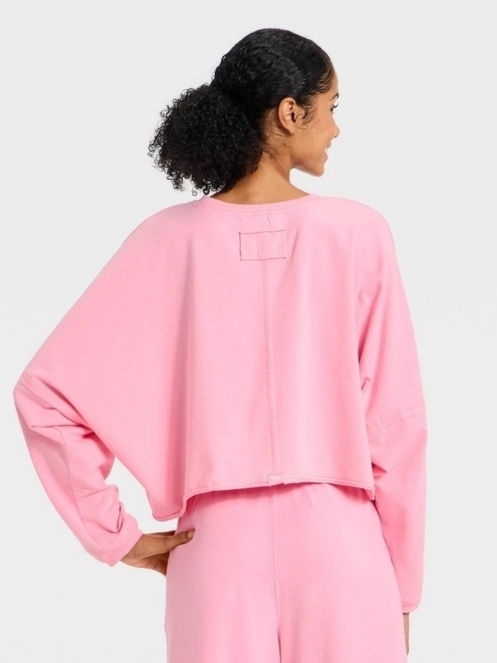 JoyLab Bubble gum Pink Cropped Fit Oversized Long Sleeve Tee Top NWT XL - Picture 2 of 4